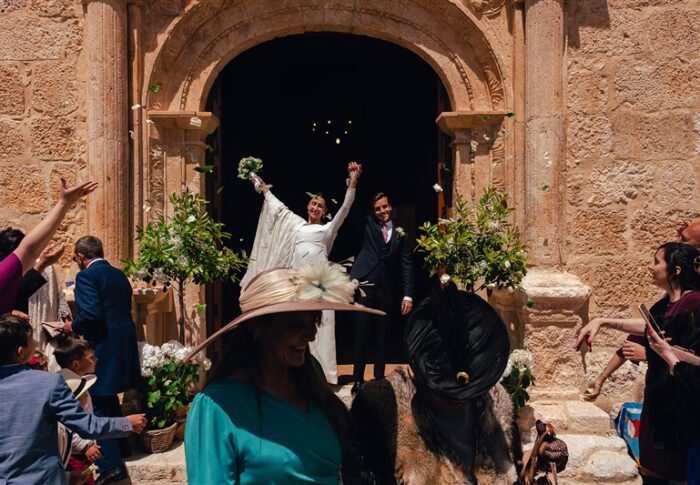 Cómo organizar una ceremonia religiosa memorable