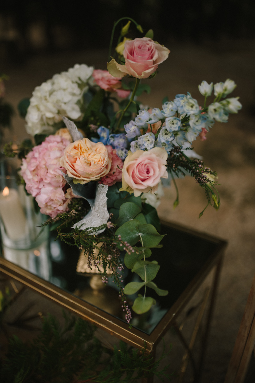 Cómo decorar la boda con flores