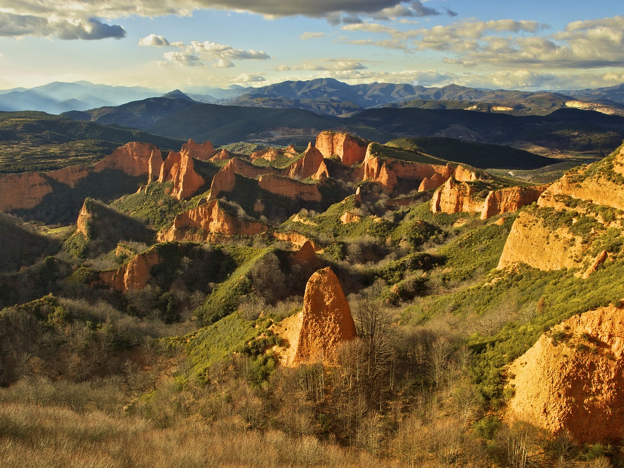 Escapadas en pareja por España. Las Médulas, León.