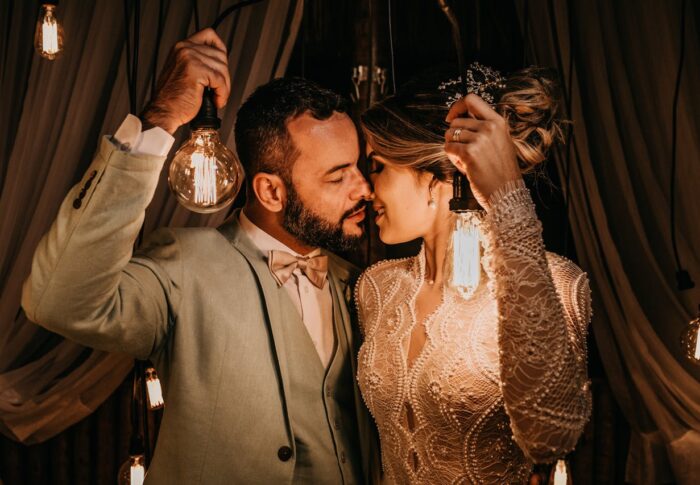 Iluminación para bodas: cómo decorar con luces la celebración